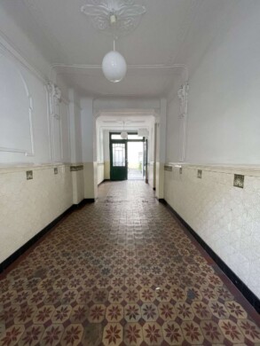 Hausflur - Sofort bezugsfreie 2-Zimmer-Wohnung in Berlin Wedding