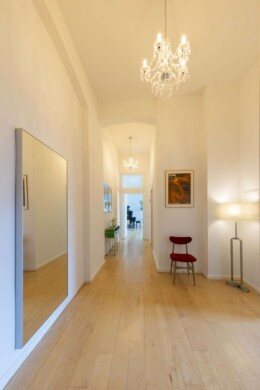 Flur - Möblierte 2-Zimmer Designerwohnung in Berlin Mitte